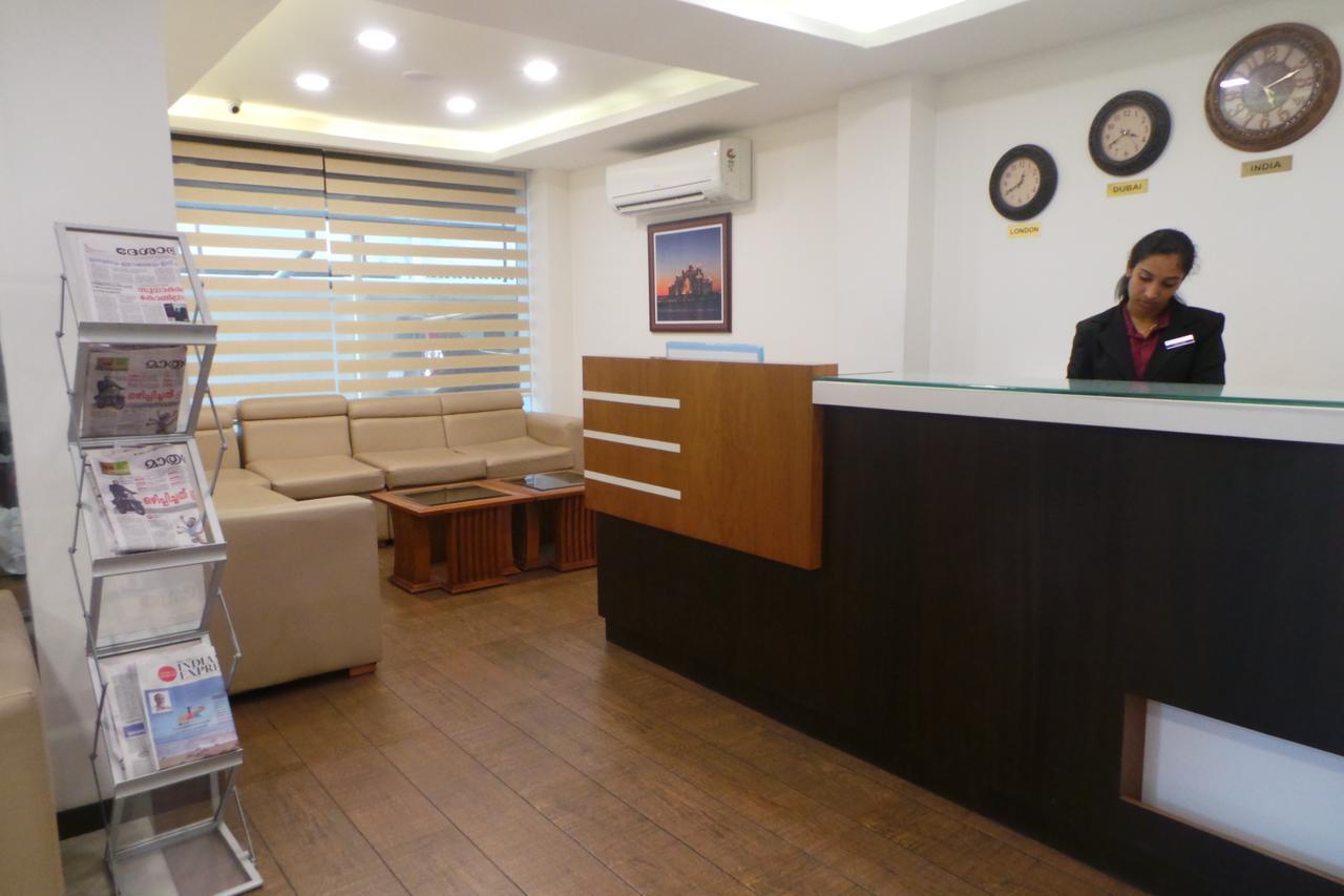 Hotel Saas Residency à Kozhikode Extérieur photo