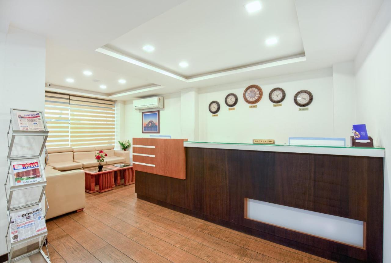 Hotel Saas Residency à Kozhikode Extérieur photo